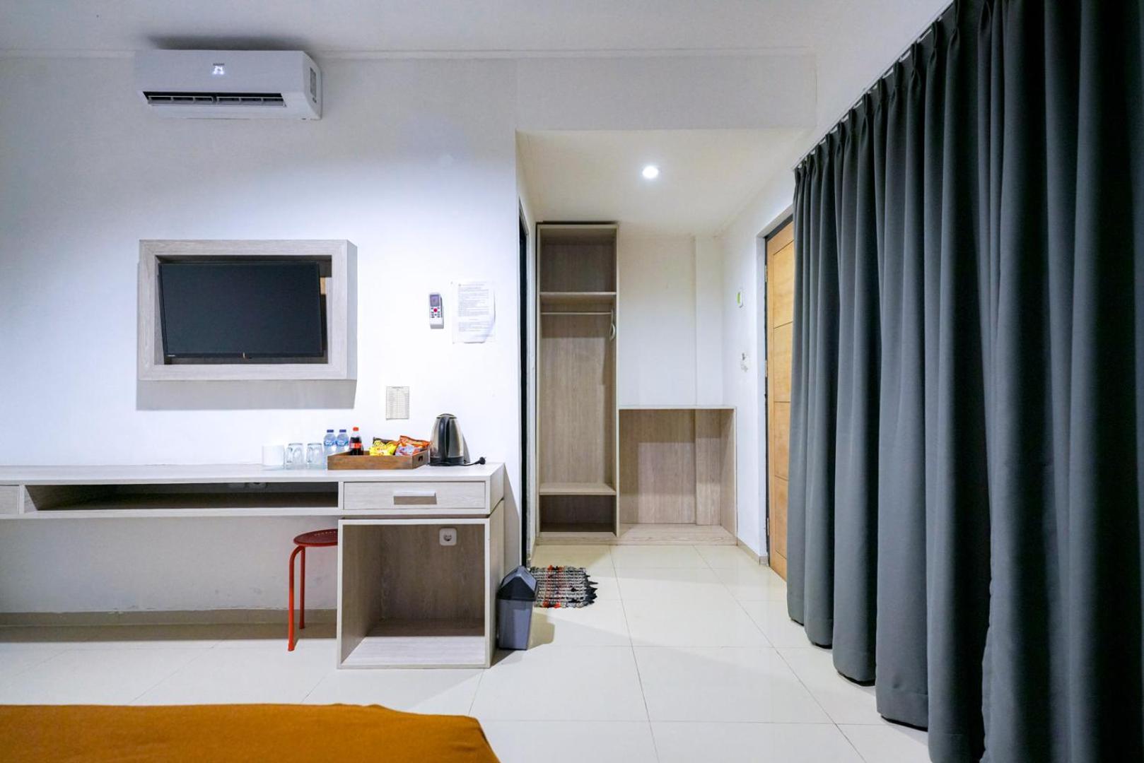 Urbanview Pecatu Residence Bali By Reddoorz อูงาซัน ภายนอก รูปภาพ