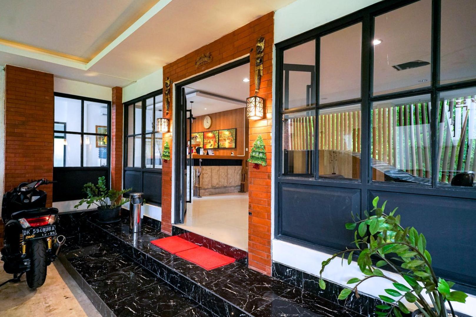 Urbanview Pecatu Residence Bali By Reddoorz อูงาซัน ภายนอก รูปภาพ